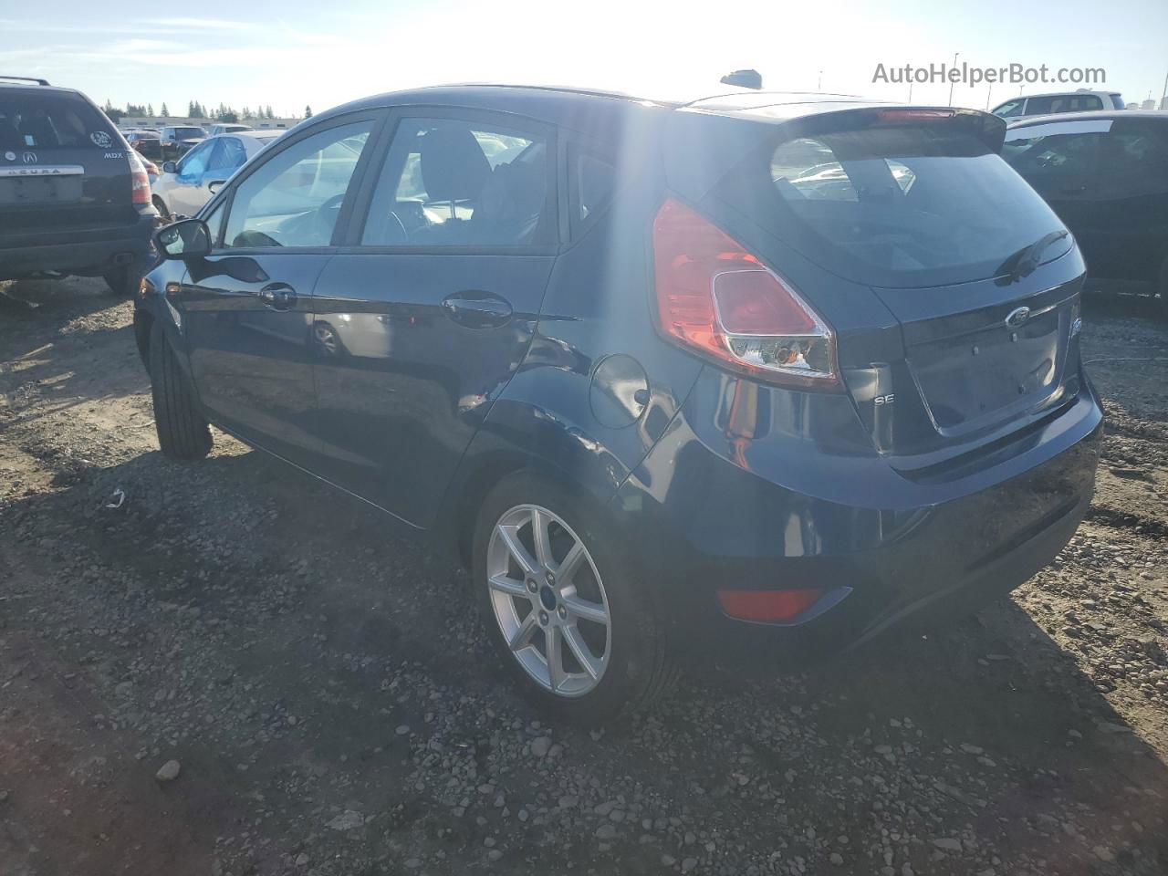 2016 Ford Fiesta Se Синий vin: 3FADP4EJXGM123565