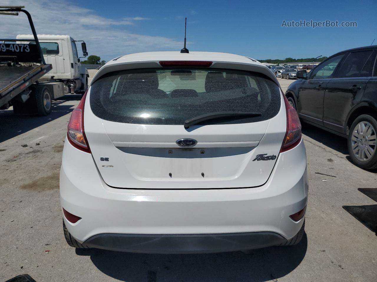 2016 Ford Fiesta Se White vin: 3FADP4EJXGM185774