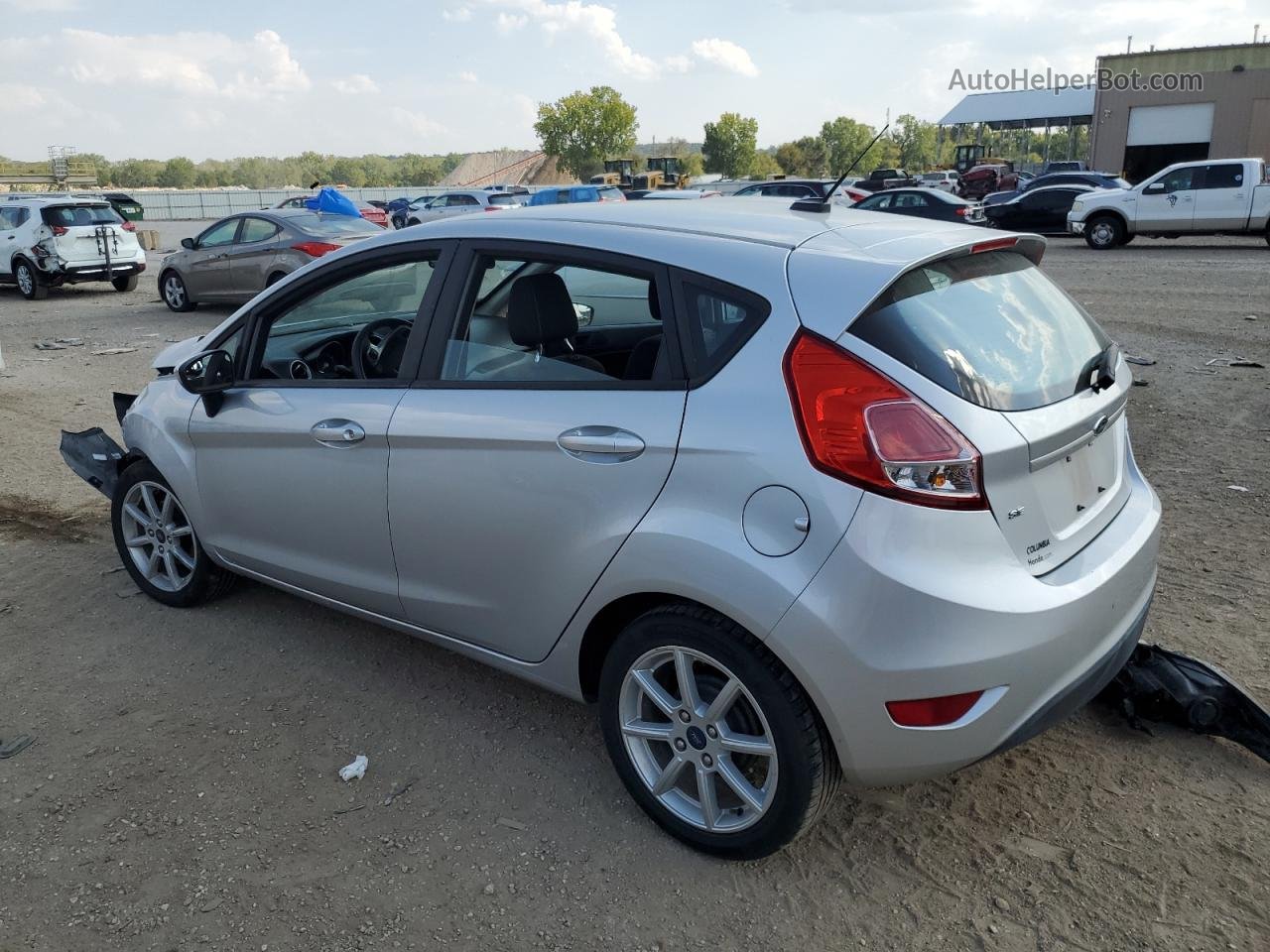 2017 Ford Fiesta Se Silver vin: 3FADP4EJXHM123017