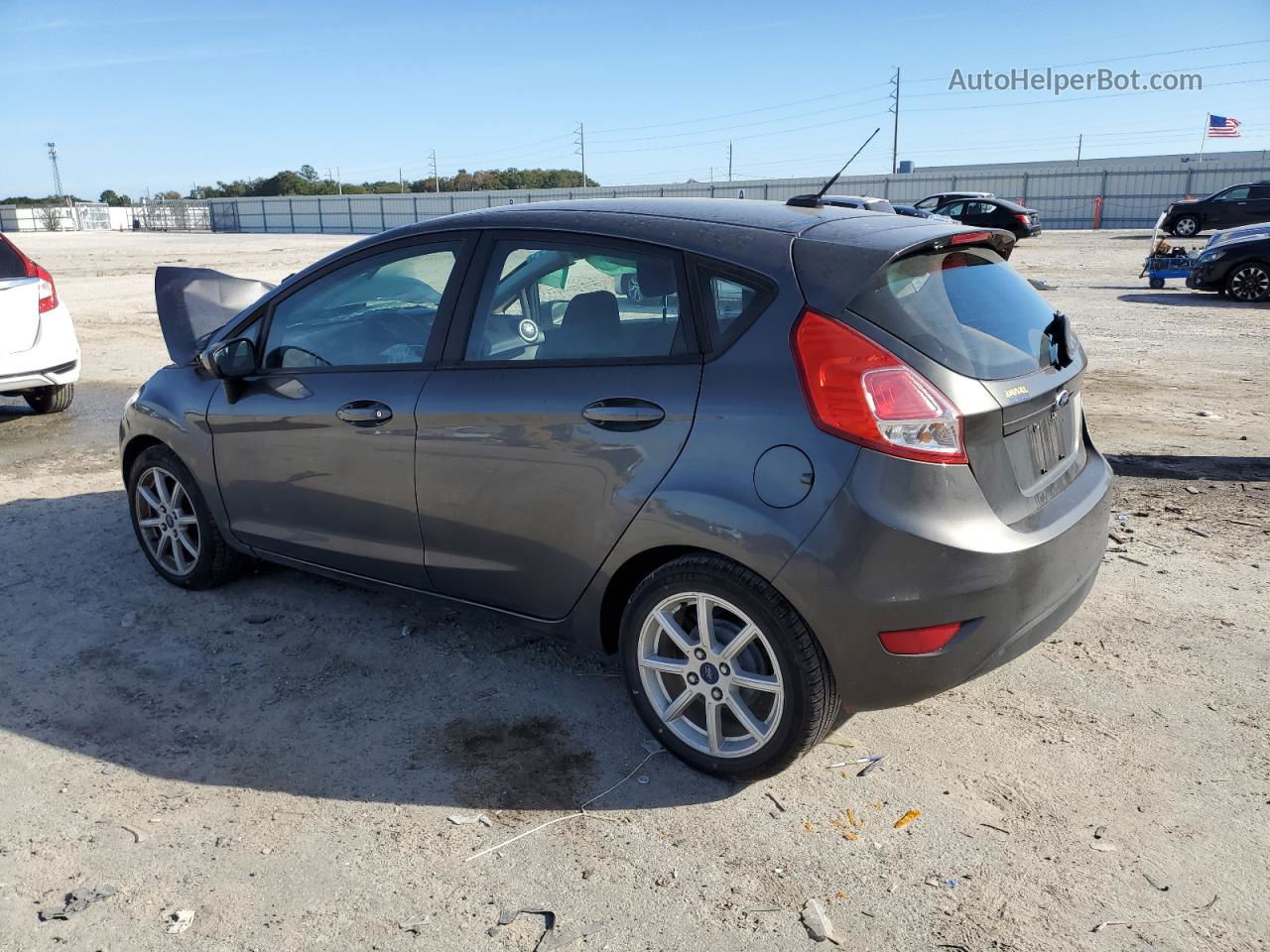 2017 Ford Fiesta Se Gray vin: 3FADP4EJXHM130971