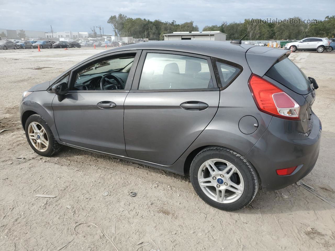 2019 Ford Fiesta Se Gray vin: 3FADP4EJXKM107598