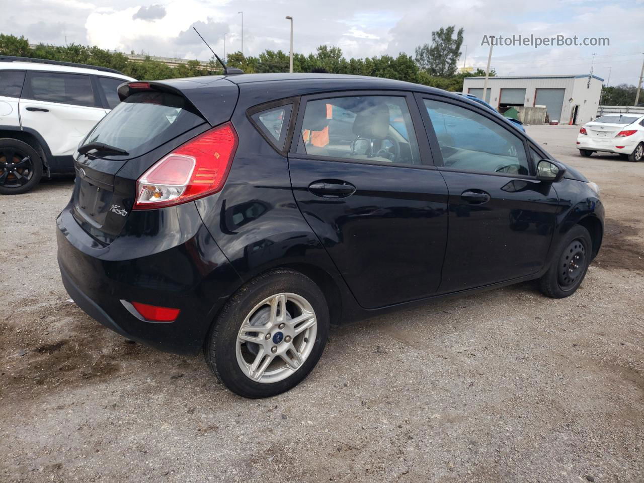 2019 Ford Fiesta Se Black vin: 3FADP4EJXKM112980