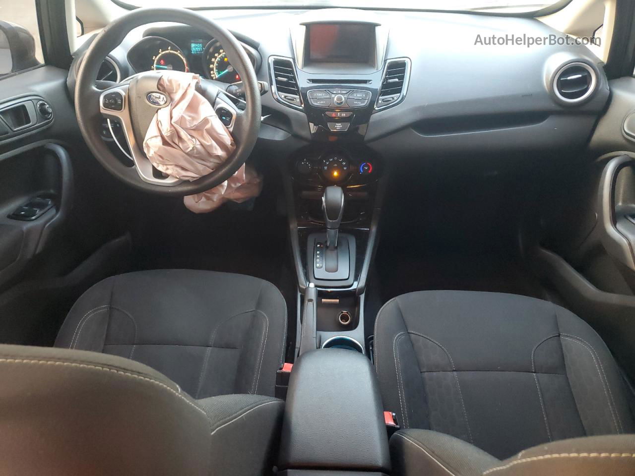 2019 Ford Fiesta Se Серый vin: 3FADP4EJXKM134039