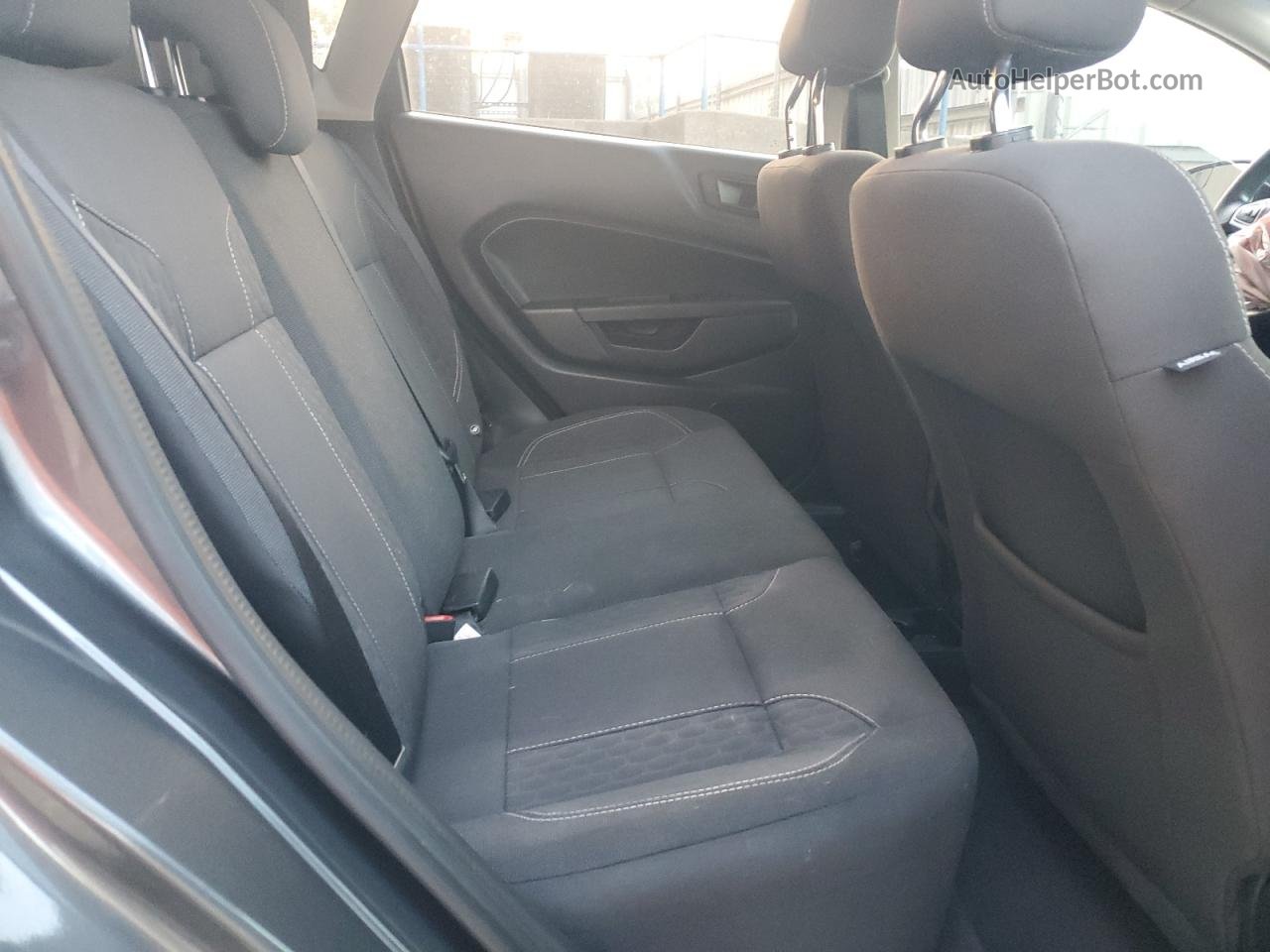 2019 Ford Fiesta Se Gray vin: 3FADP4EJXKM134039