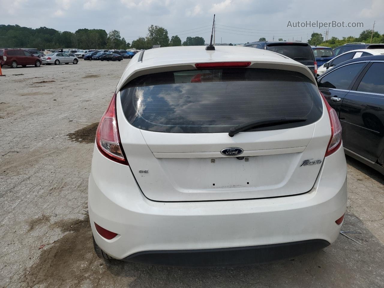 2019 Ford Fiesta Se Белый vin: 3FADP4EJXKM147499