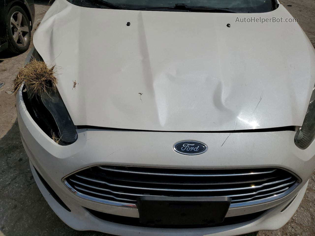 2019 Ford Fiesta Se White vin: 3FADP4EJXKM147499