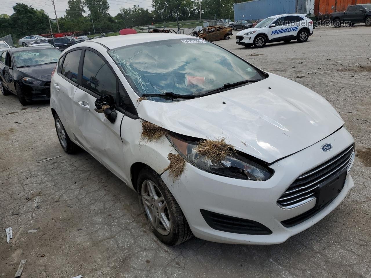 2019 Ford Fiesta Se White vin: 3FADP4EJXKM147499