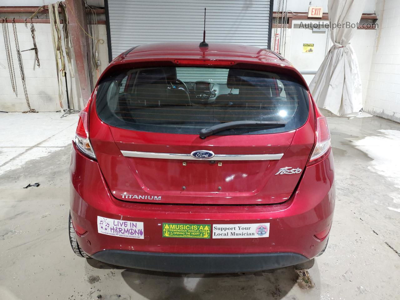 2016 Ford Fiesta Titanium Burgundy vin: 3FADP4FJ0GM119295