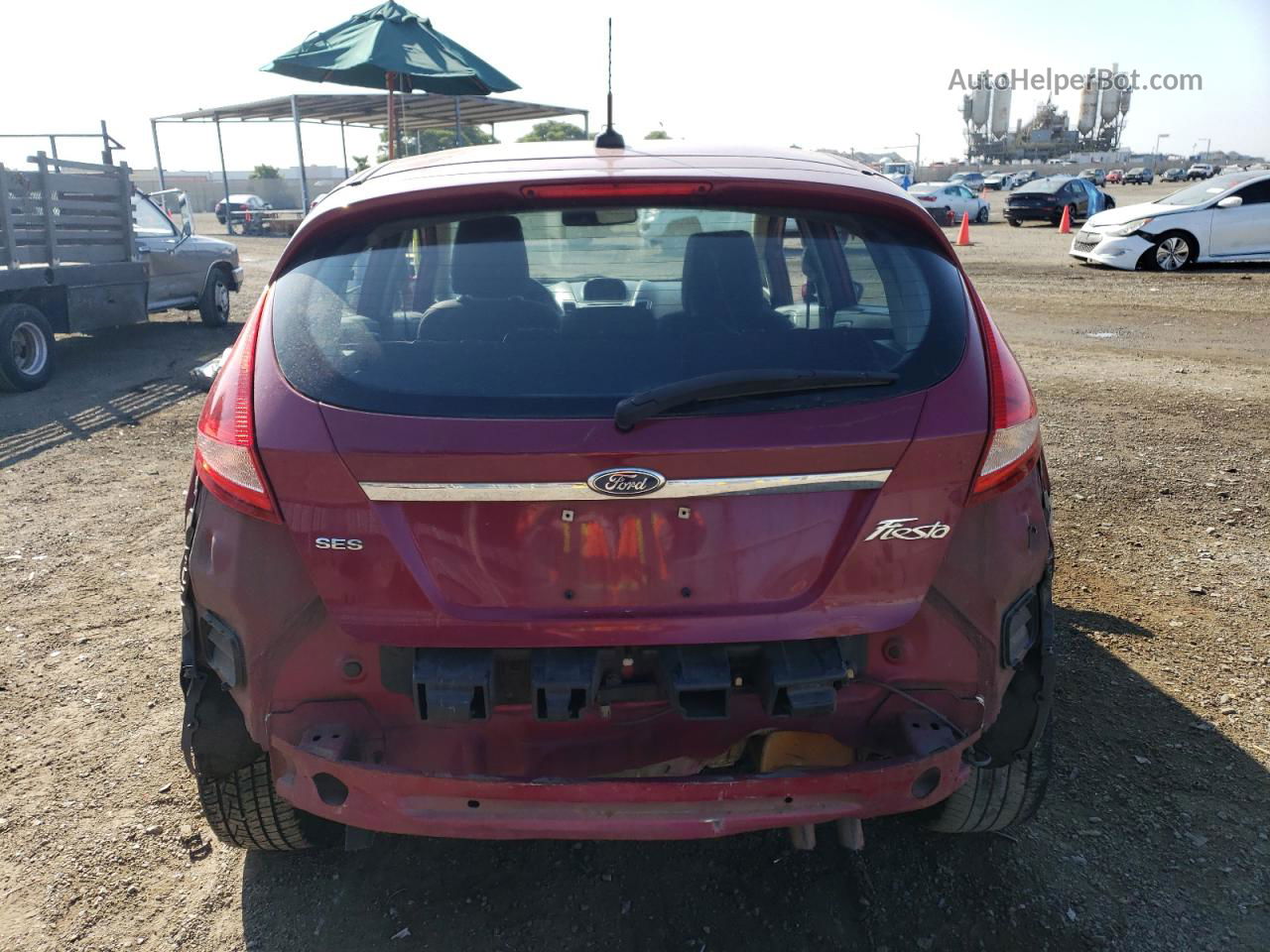 2011 Ford Fiesta Ses Red vin: 3FADP4FJ3BM221280