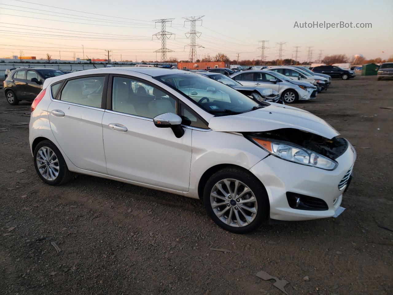 2017 Ford Fiesta Titanium White vin: 3FADP4FJ4HM136179