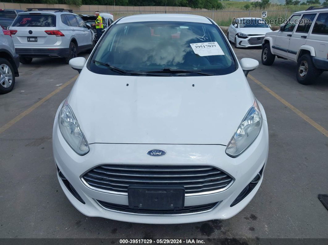 2015 Ford Fiesta Titanium White vin: 3FADP4FJ9FM123621