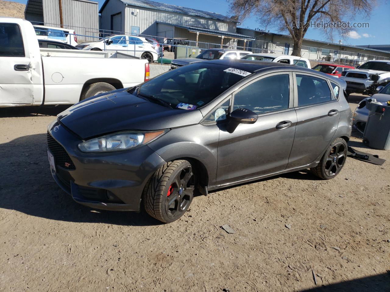 2019 Ford Fiesta St Серый vin: 3FADP4GX2KM152696