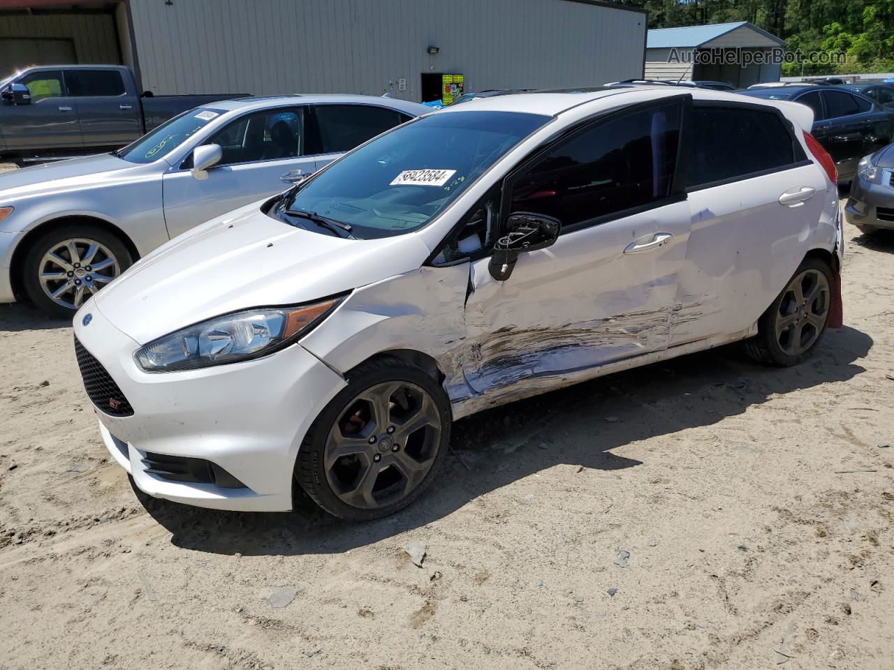 2019 Ford Fiesta St White vin: 3FADP4GX5KM159917