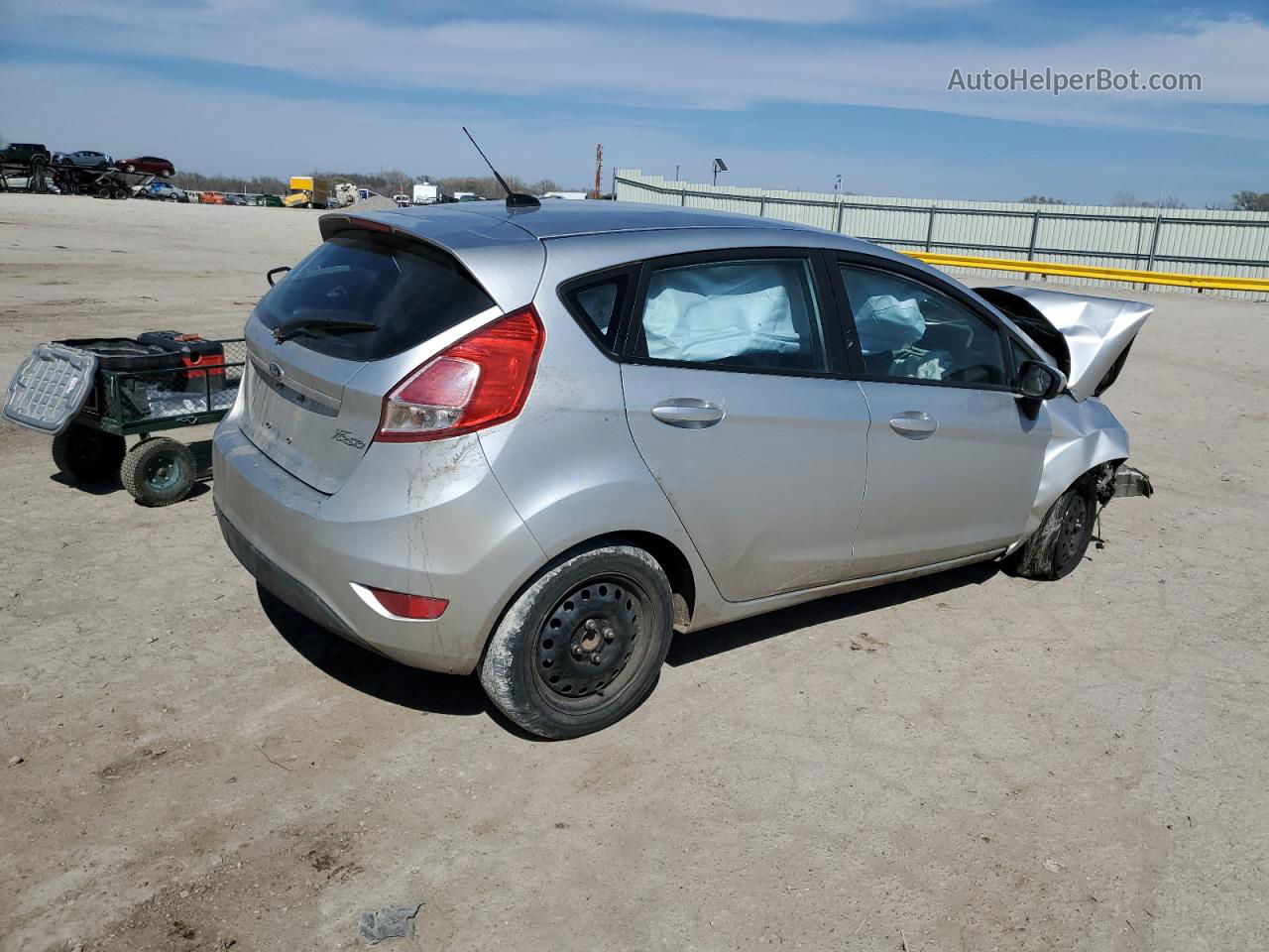 2016 Ford Fiesta S Silver vin: 3FADP4TJ1GM115082