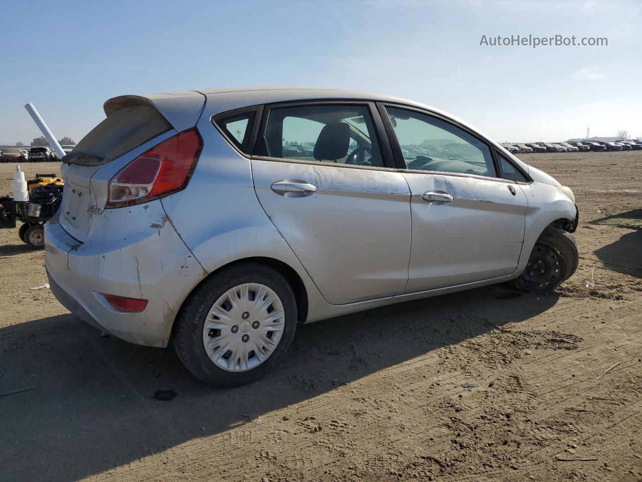 2015 Ford Fiesta S Silver vin: 3FADP4TJ2FM217389