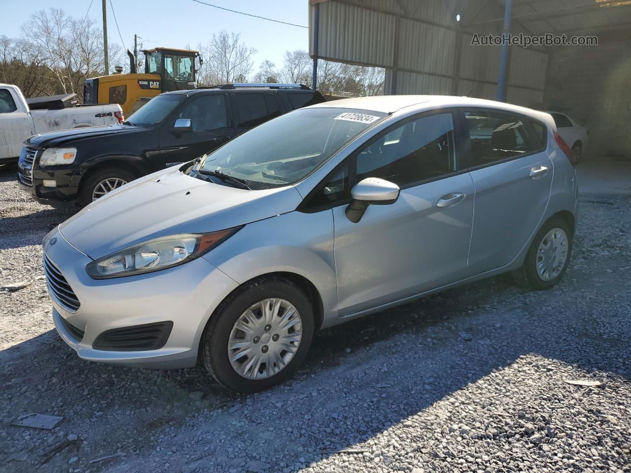 2016 Ford Fiesta S Серебряный vin: 3FADP4TJ2GM136359