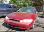 2001 Ford Escort   Red vin: 3FAFP13P91R161197