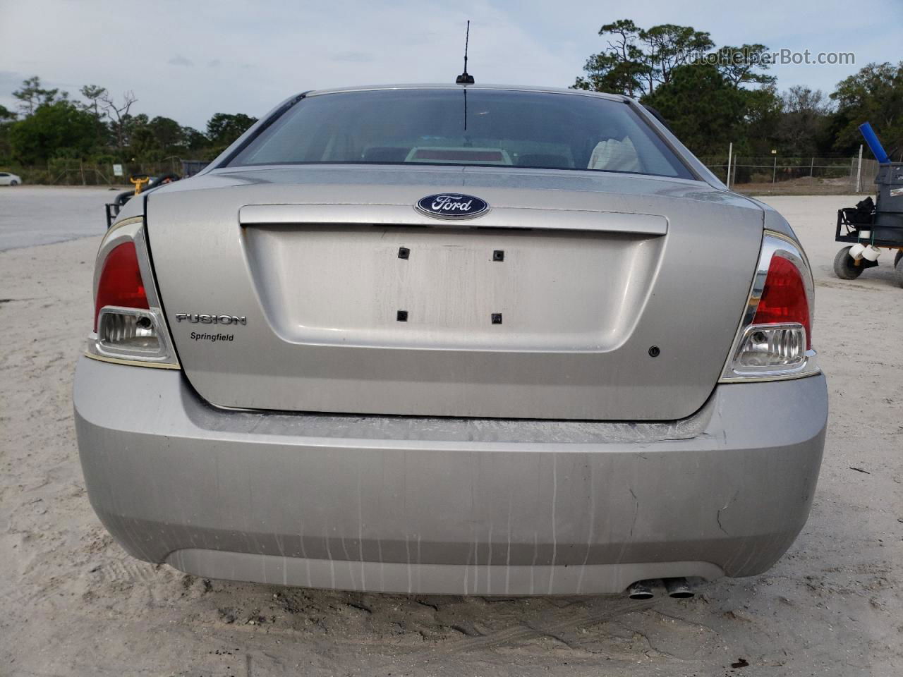 2008 Ford Fusion S Silver vin: 3FAHP06Z78R270249