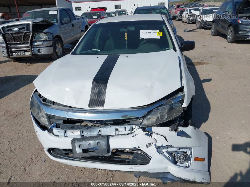 2012 Ford Fusion S White vin: 3FAHP0GA2CR414632