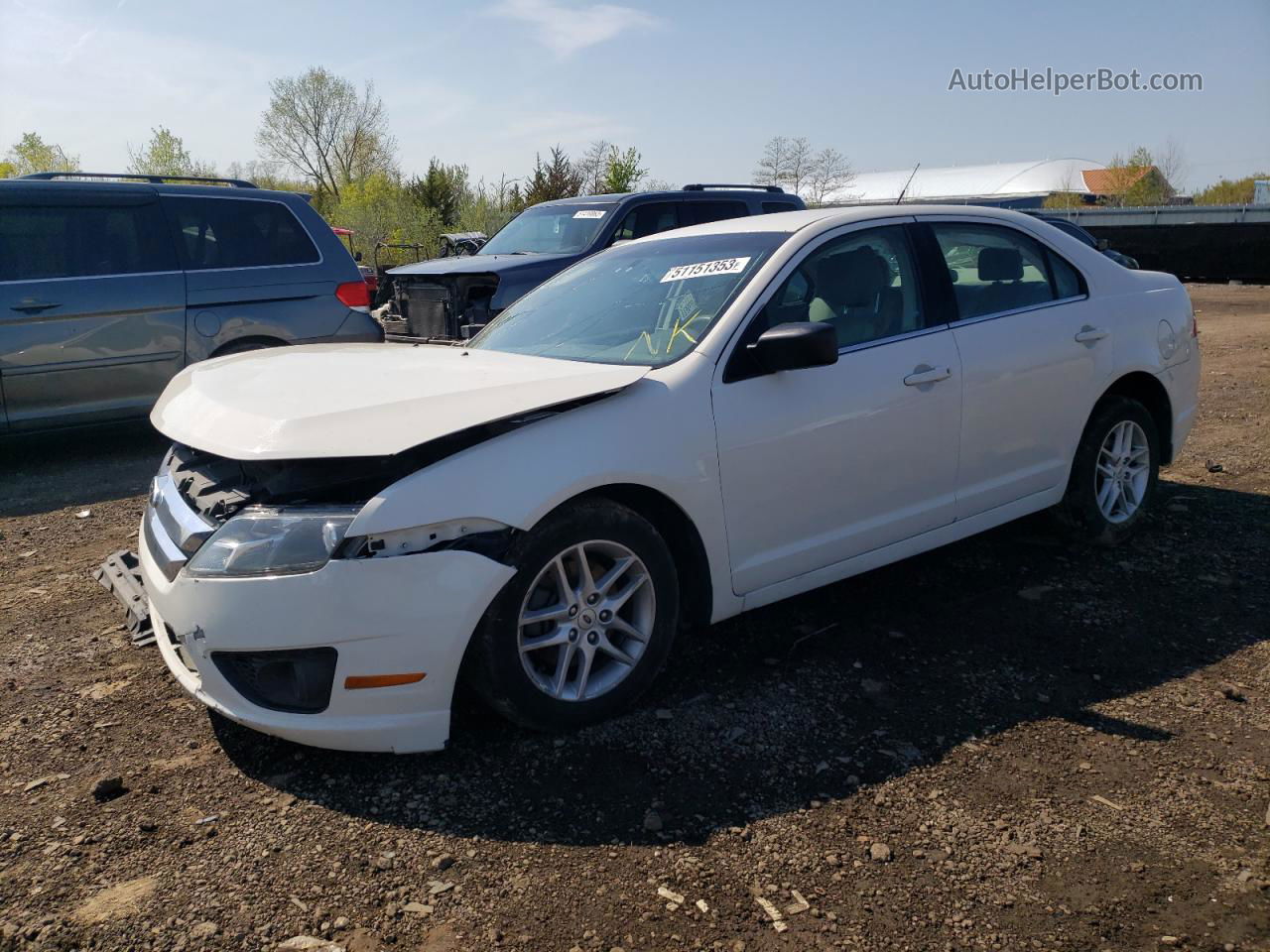 2012 Ford Fusion S White vin: 3FAHP0GA2CR426392