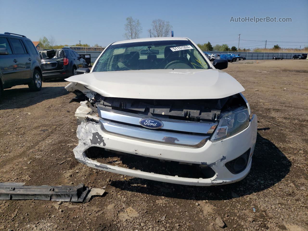 2012 Ford Fusion S White vin: 3FAHP0GA2CR426392