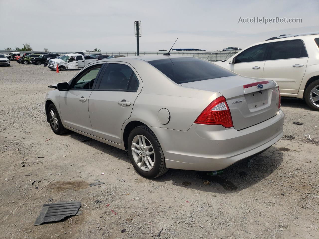 2010 Ford Fusion S Silver vin: 3FAHP0GA3AR430089