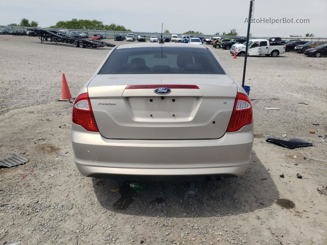 2010 Ford Fusion S Silver vin: 3FAHP0GA3AR430089