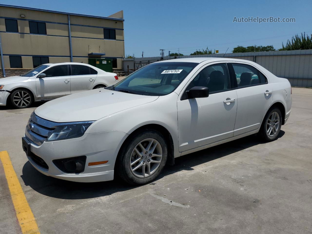 2010 Ford Fusion S White vin: 3FAHP0GA5AR255991