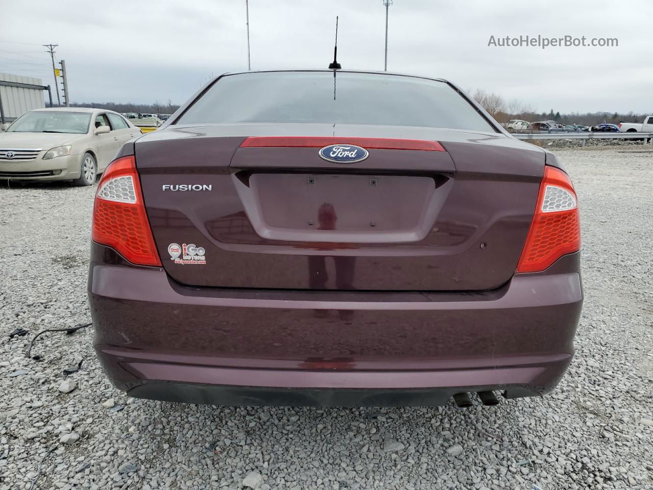 2012 Ford Fusion S Burgundy vin: 3FAHP0GA7CR410849