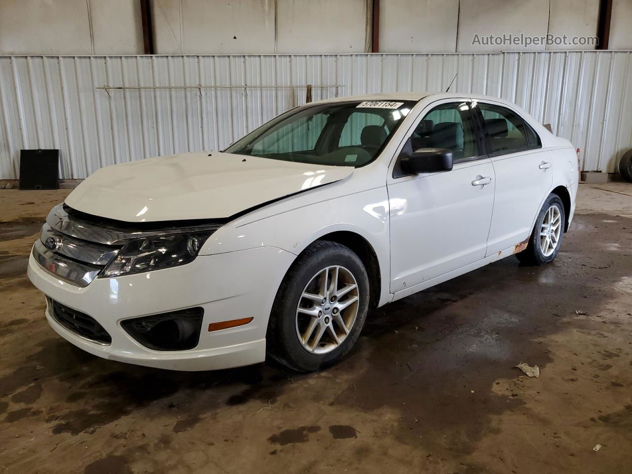 2012 Ford Fusion S White vin: 3FAHP0GA9CR129894