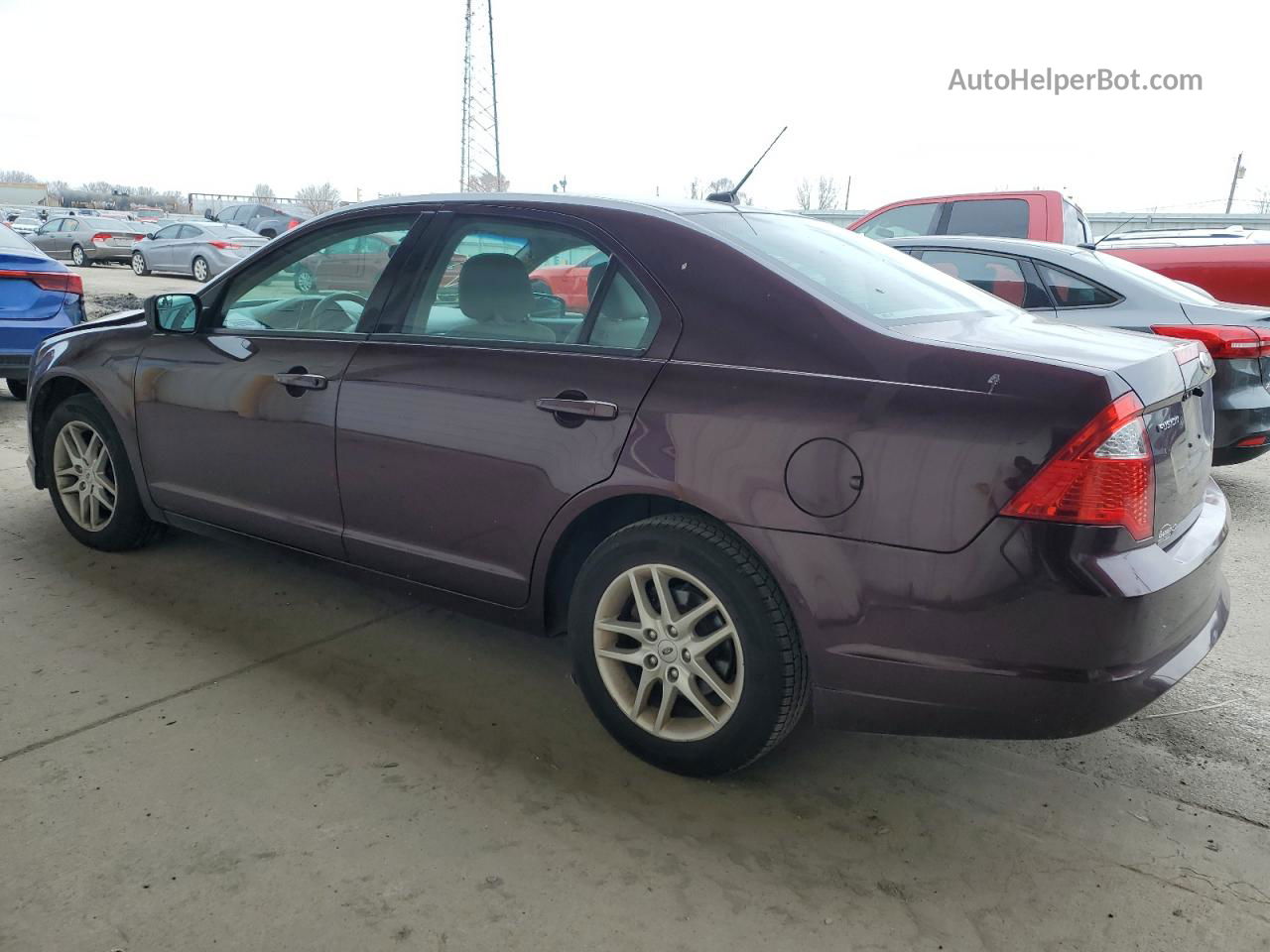 2012 Ford Fusion S Burgundy vin: 3FAHP0GA9CR441584