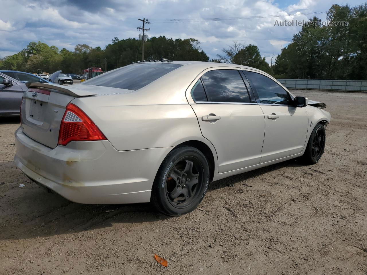 2010 Ford Fusion Se Tan vin: 3FAHP0HA2AR399433