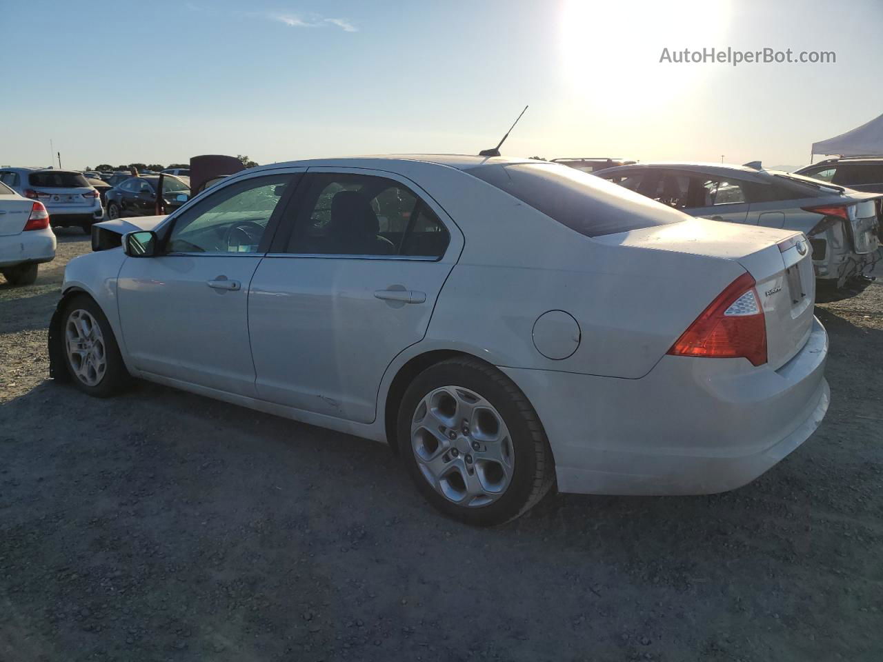 2010 Ford Fusion Se White vin: 3FAHP0HA4AR384397