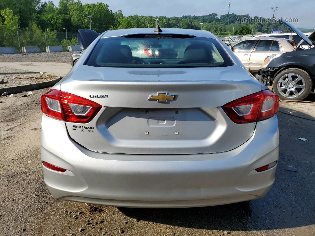 2017 Chevrolet Cruze Ls Silver vin: 3G1BC5SM7HS552248