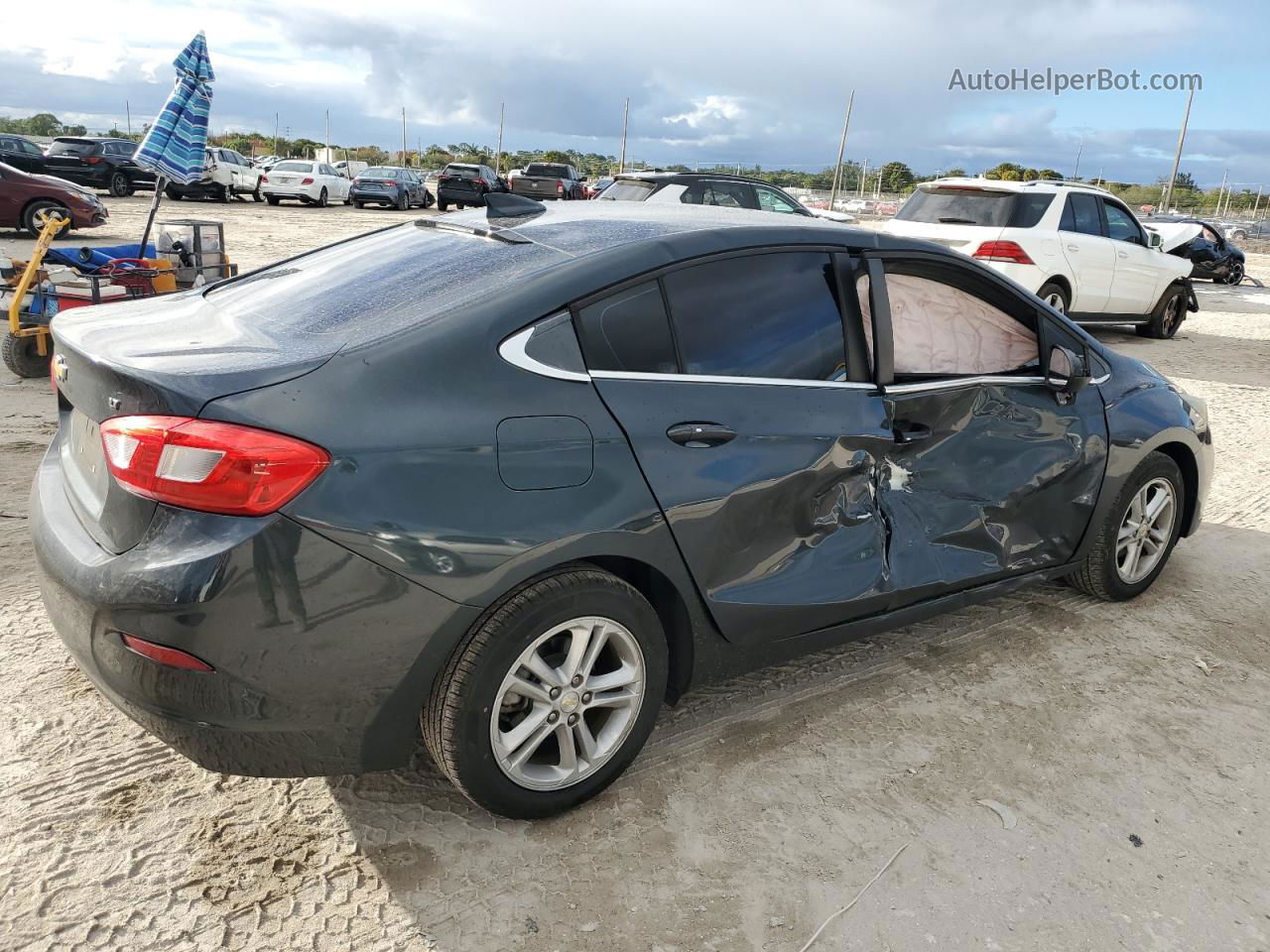 2017 Chevrolet Cruze Lt Gray vin: 3G1BE5SM3HS557120