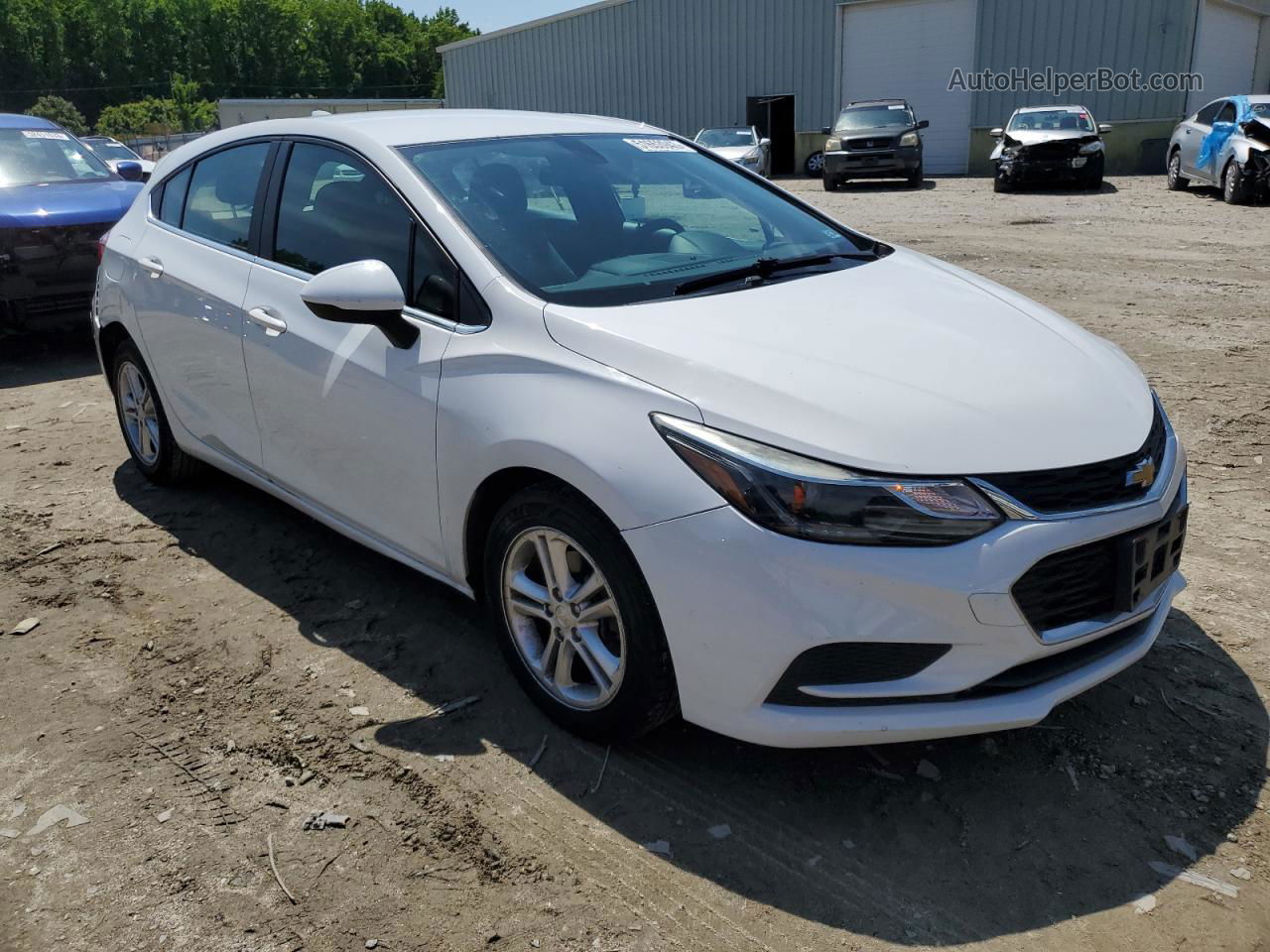 2018 Chevrolet Cruze Lt White vin: 3G1BE6SM5JS521358