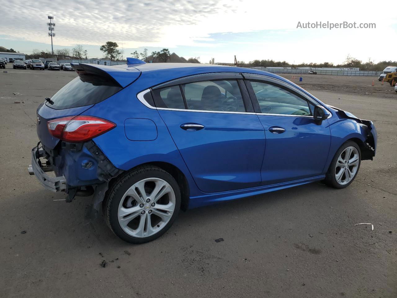 2018 Chevrolet Cruze Premier Blue vin: 3G1BF6SM4JS571374