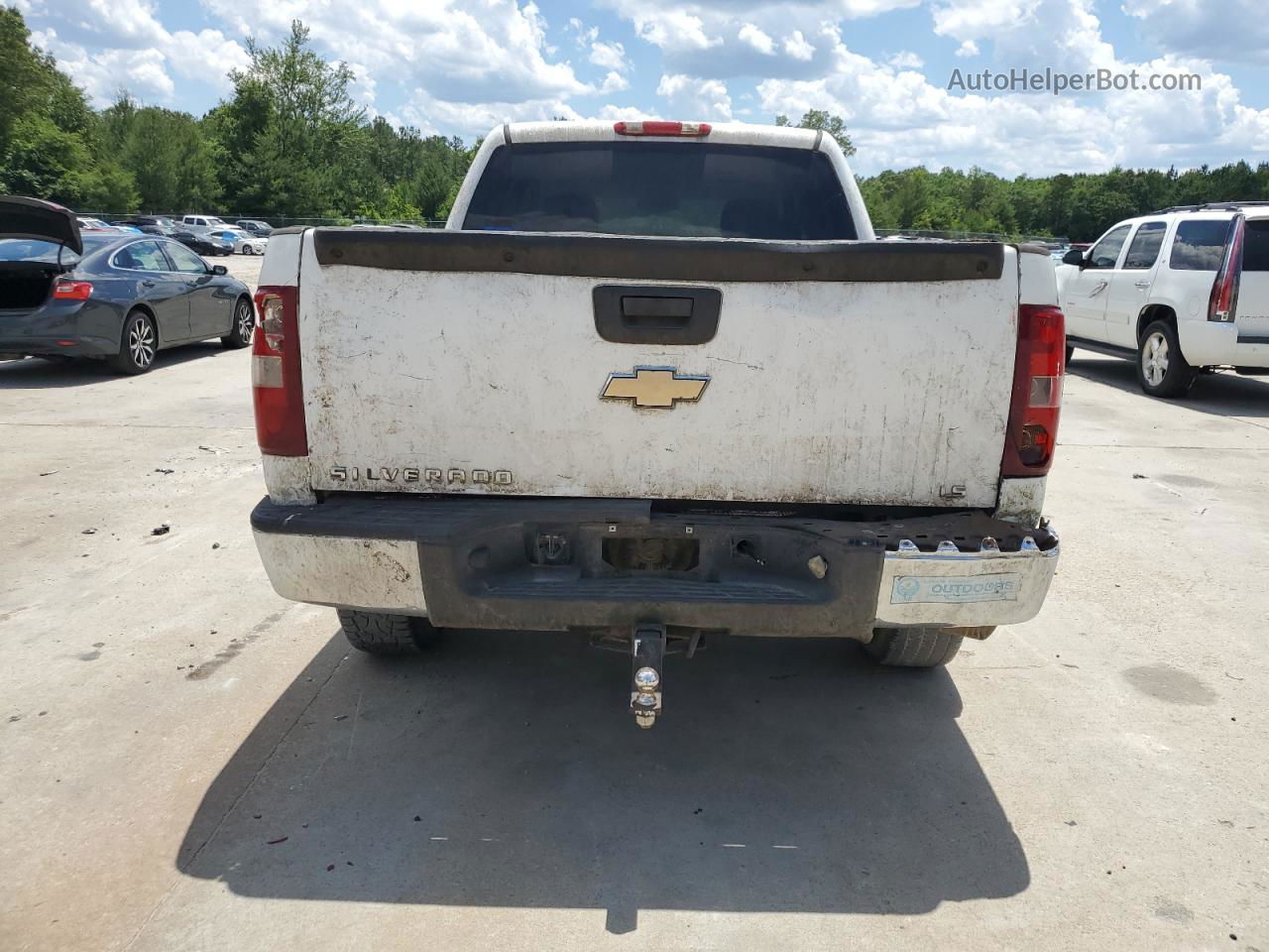 2008 Chevrolet Silverado C1500 White vin: 3GCEC13C28G231773