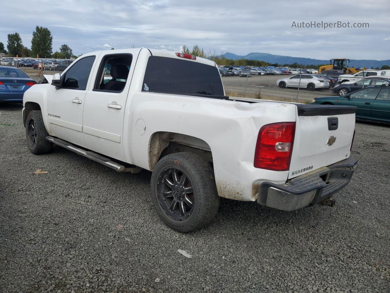 2008 Chevrolet Silverado C1500 White vin: 3GCEC13J18G141321