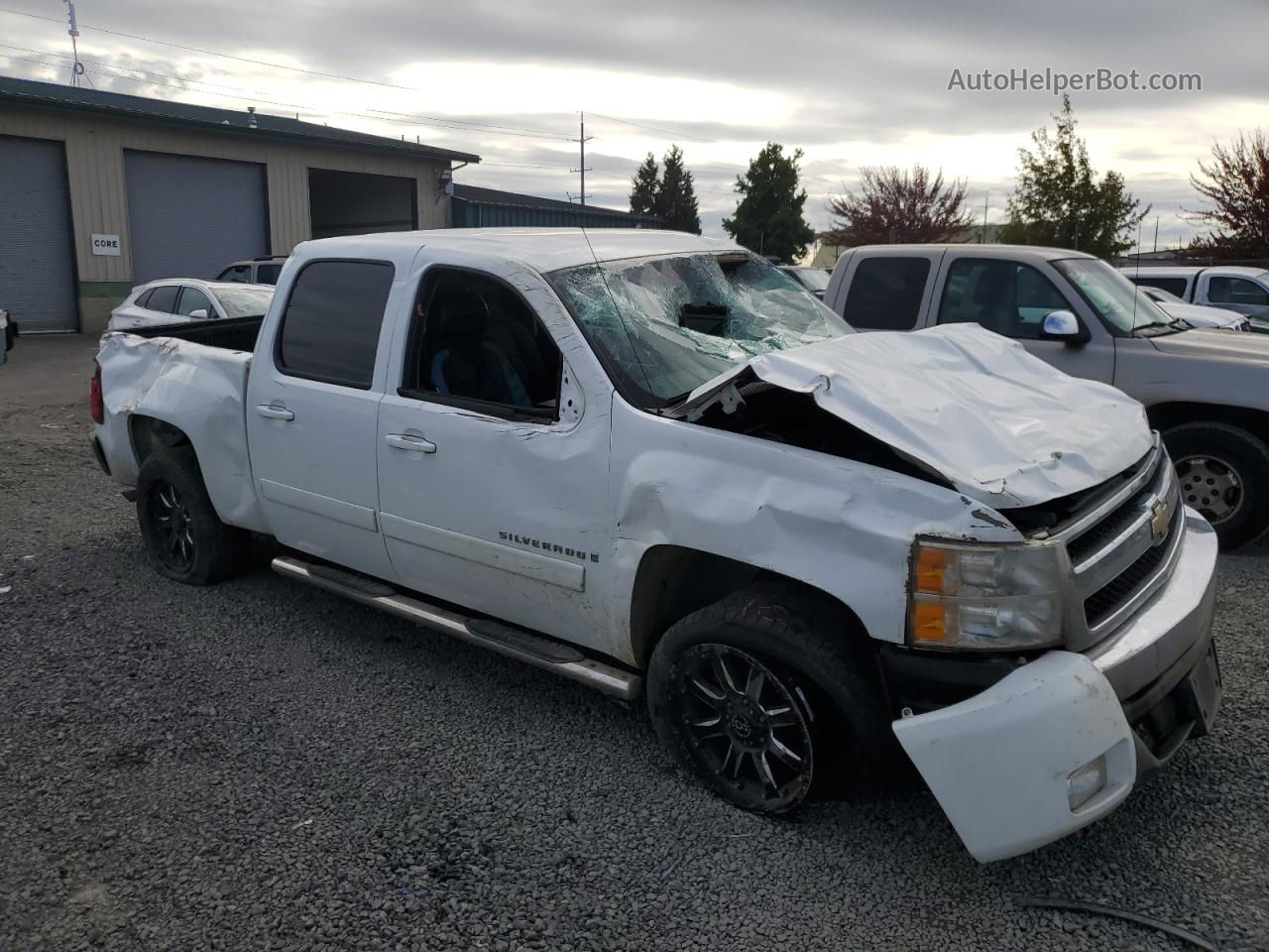 2008 Chevrolet Silverado C1500 White vin: 3GCEC13J18G141321