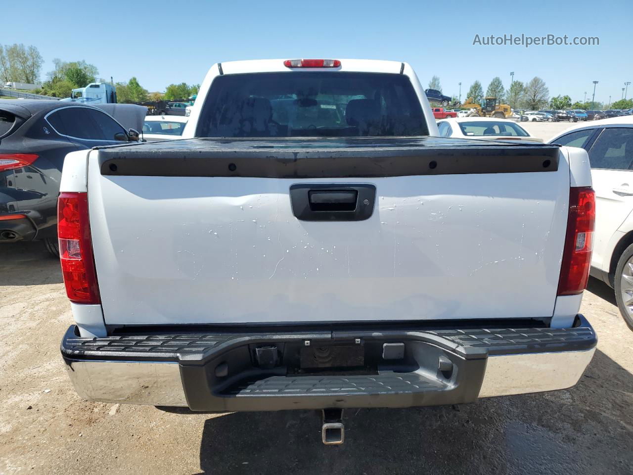 2008 Chevrolet Silverado K1500 White vin: 3GCEK13348G264177