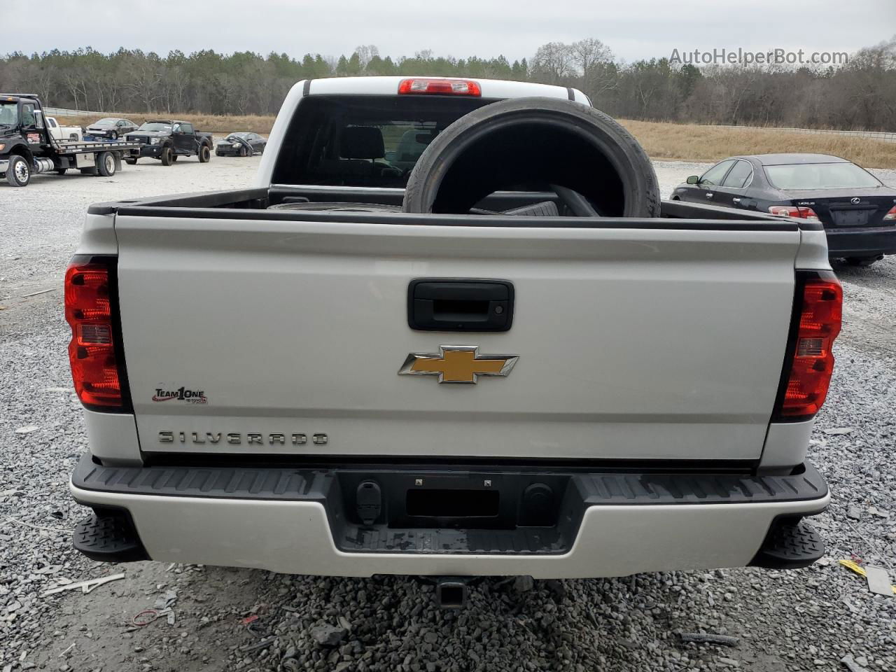 2018 Chevrolet Silverado C1500 Custom White vin: 3GCPCPEC9JG585871