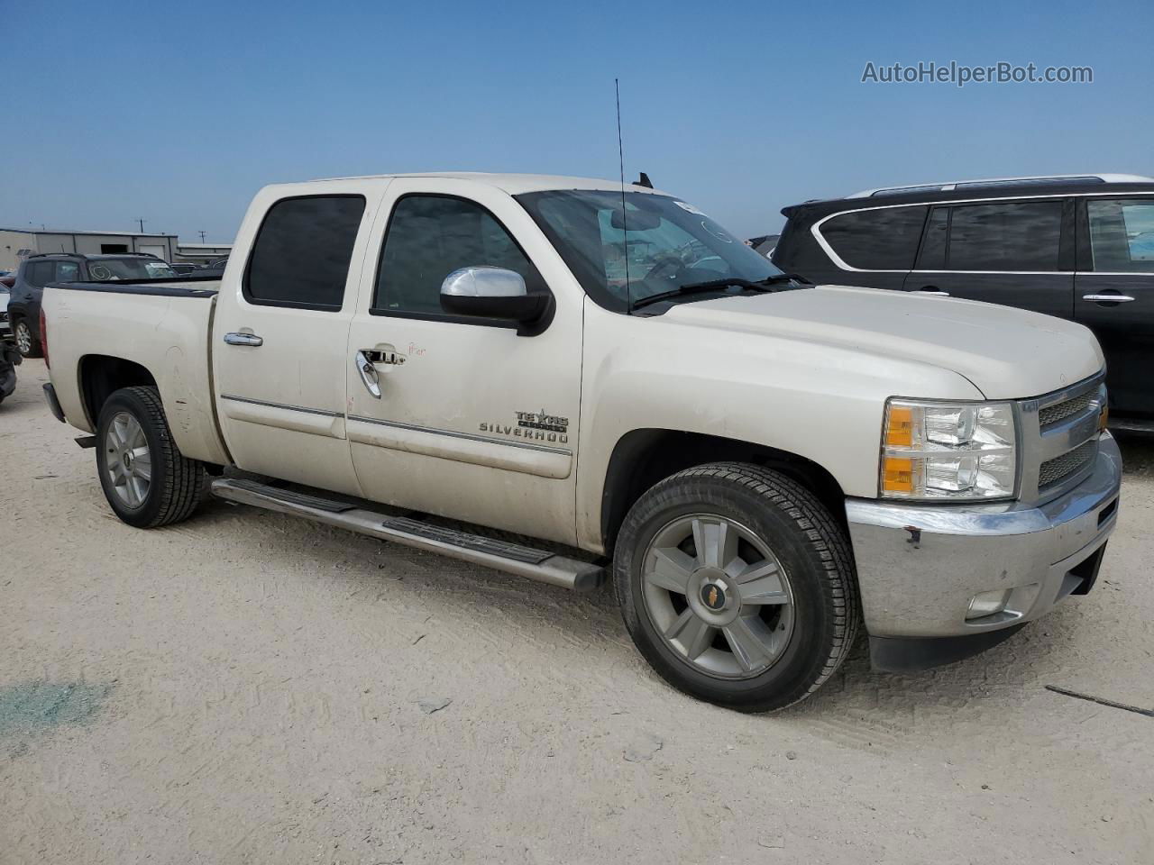 2013 Chevrolet Silverado C1500 Lt White vin: 3GCPCSE02DG100791