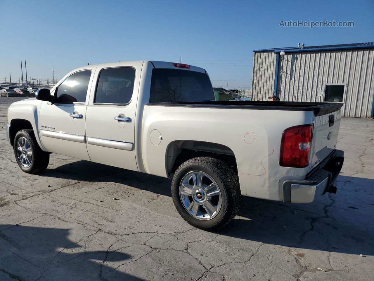 2013 Chevrolet Silverado C1500 Lt White vin: 3GCPCSE03DG285014