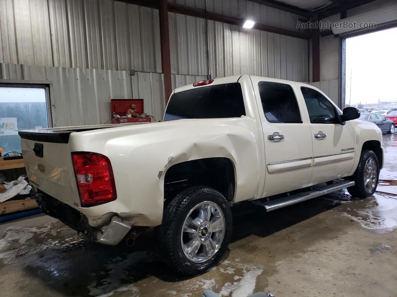 2013 Chevrolet Silverado C1500 Ltz White vin: 3GCPCTE02DG164271