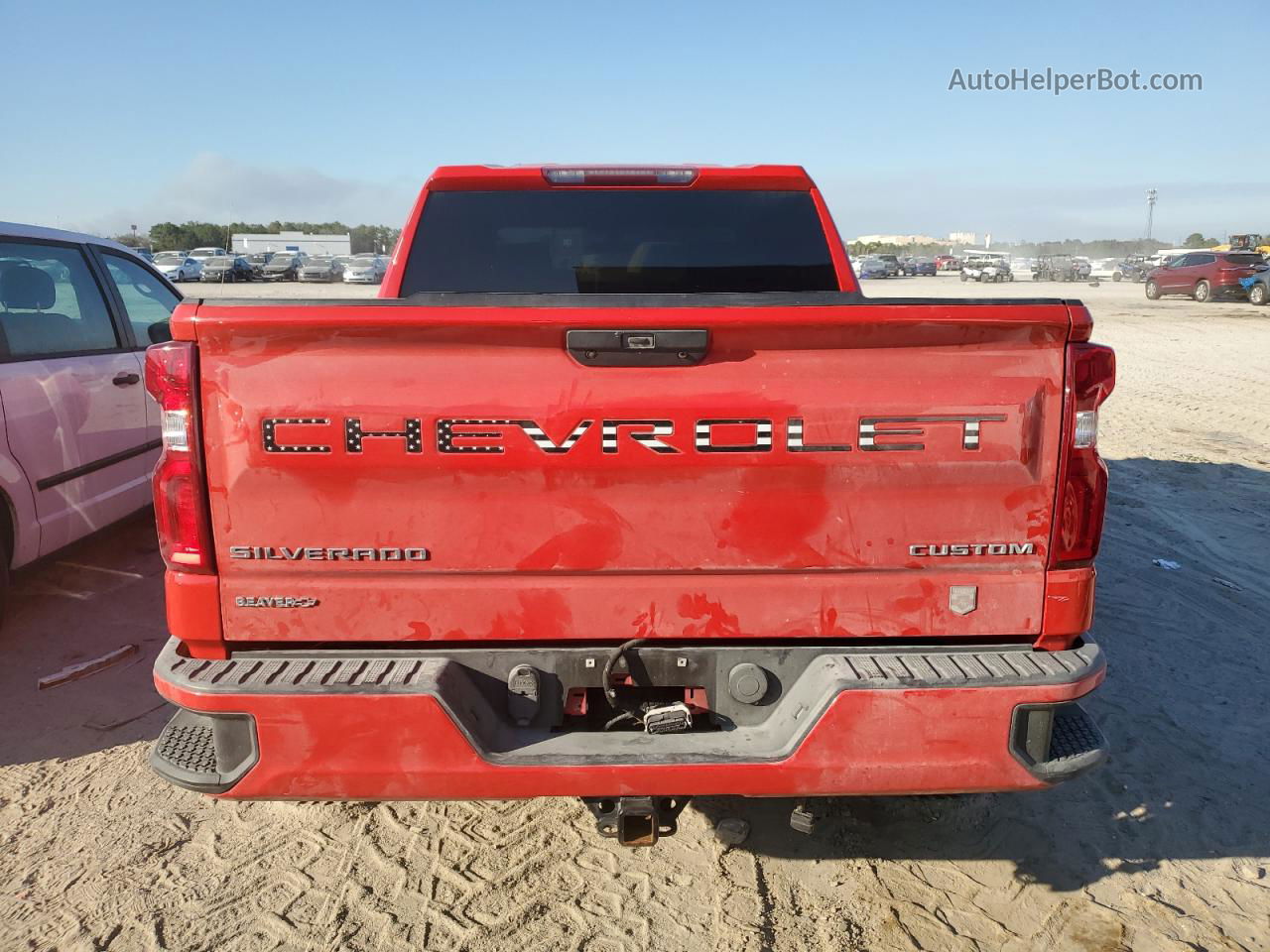 2019 Chevrolet Silverado C1500 Custom Red vin: 3GCPWBEH3KG113723