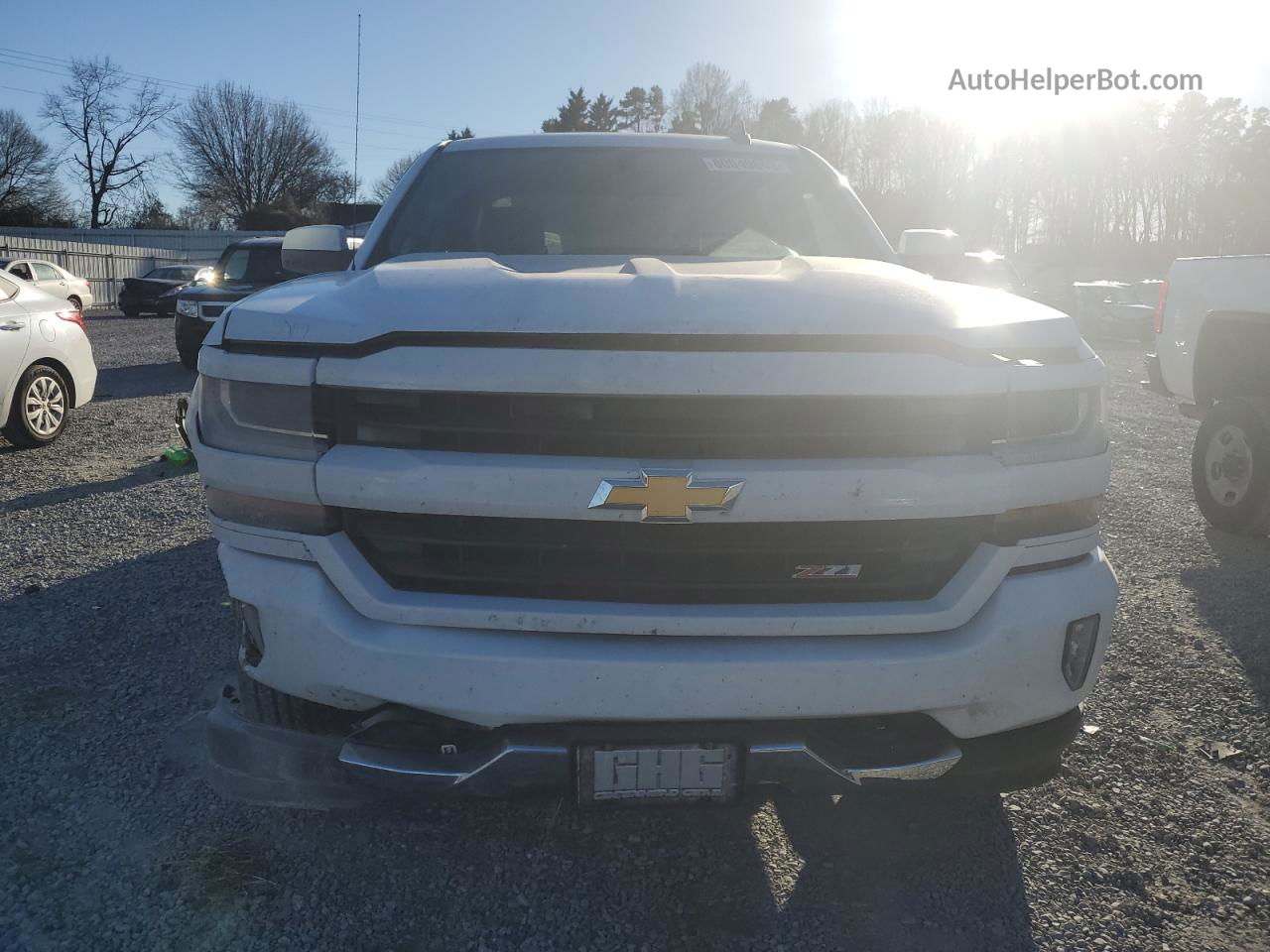 2016 Chevrolet Silverado K1500 Lt White vin: 3GCUKREC0GG261735