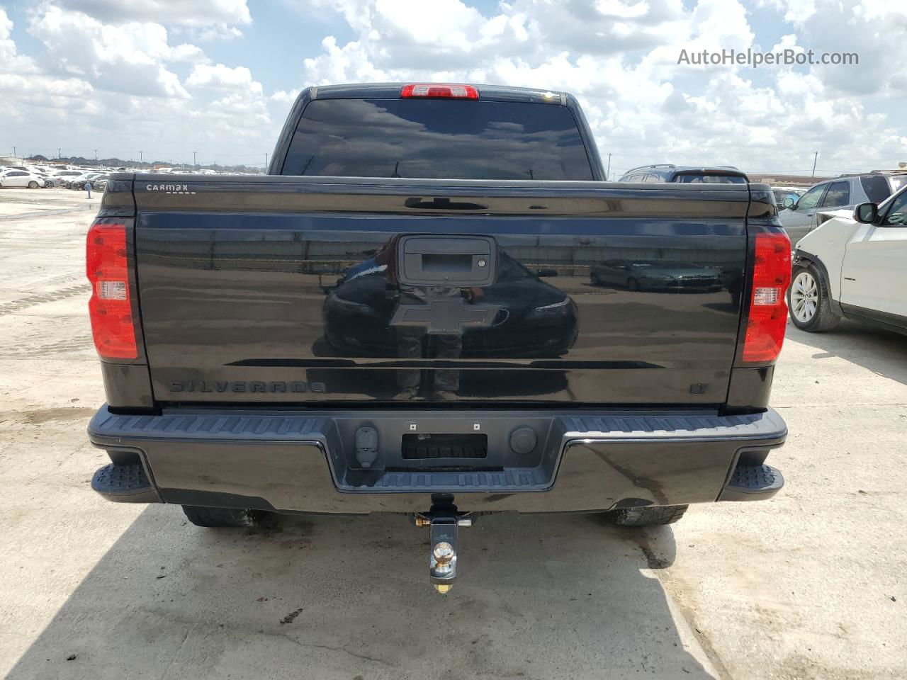 2018 Chevrolet Silverado K1500 Lt Black vin: 3GCUKREC0JG261368