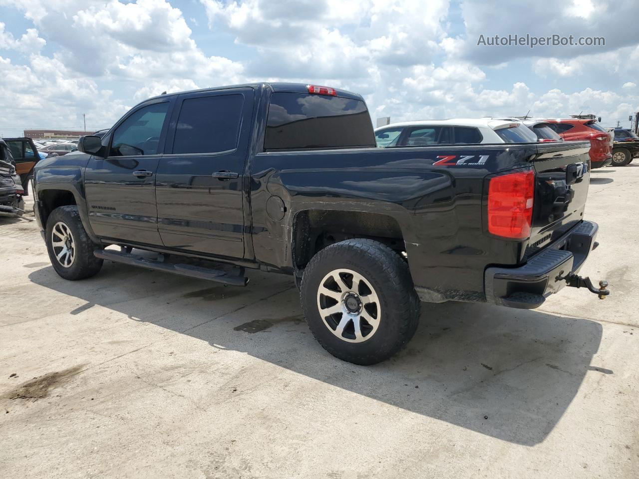 2018 Chevrolet Silverado K1500 Lt Черный vin: 3GCUKREC0JG261368