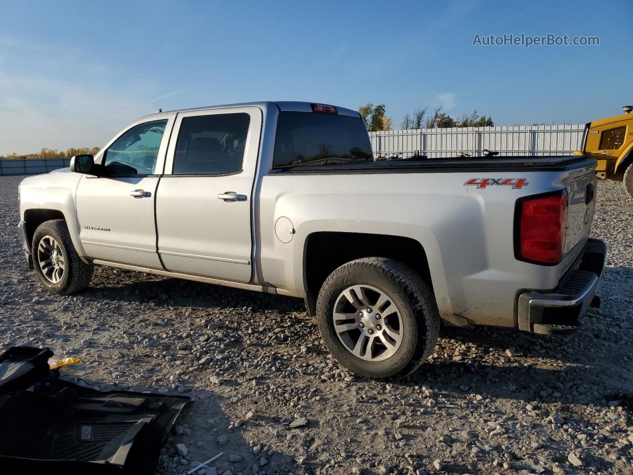 2016 Chevrolet Silverado K1500 Lt Silver vin: 3GCUKREC1GG261422